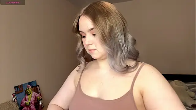 ZaraCreedon online show from 4, 2, 2026