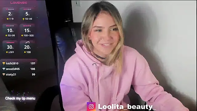 Snapshot of LoolitaBeauty_ chatting on 7, 2, 2025 LoolitaBeauty online show from 7, 2, 2025