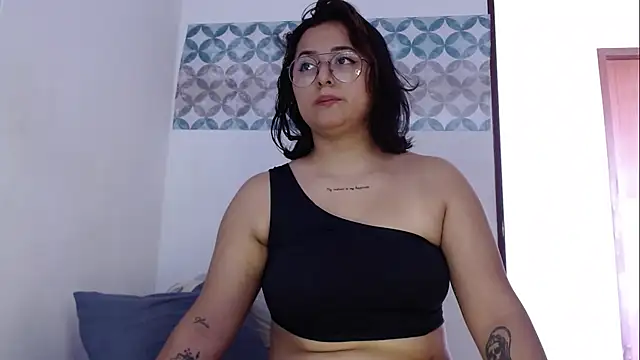 Snapshot of Aria_smith01 chatting on 7, 10, 2025 Aria smith01 online show from 7, 10, 2025