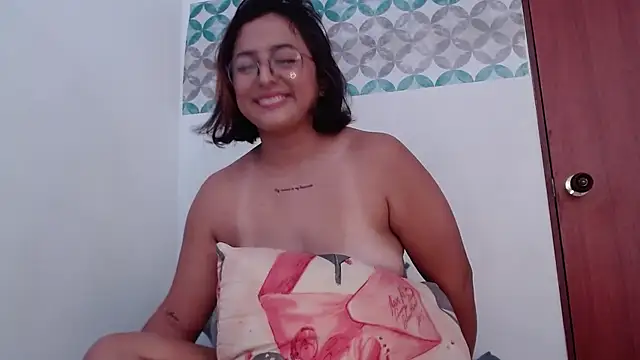 Aria smith01 online show from 4, 3, 2026