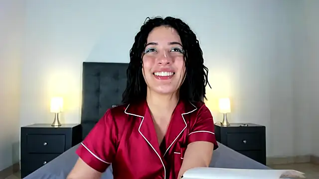 Snapshot of RileySkye chatting on 22, 12, 2024 RileySkye online show from 22, 12, 2024