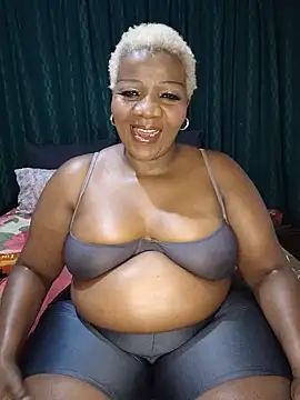 Snapshot of dirasweetlipsxx chatting on 13, 7, 2026 dirasweetlipsxx online show from 13, 7, 2026