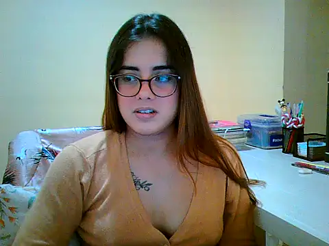 maliamiller online show from 31, 10, 2025