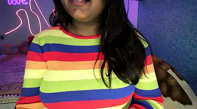 expression queen online show from 29, 1, 2025