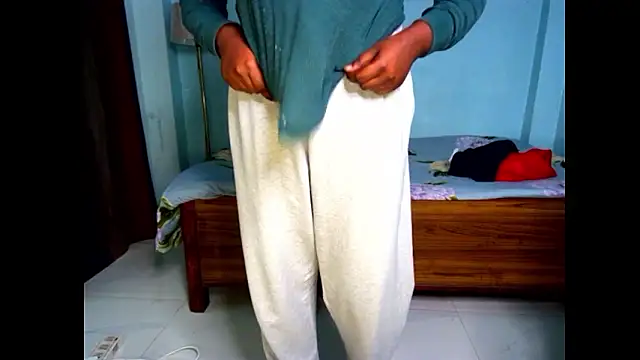 expression queen online show from 3, 2, 2026