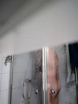 Tommi3720 online show from 17, 3, 2025