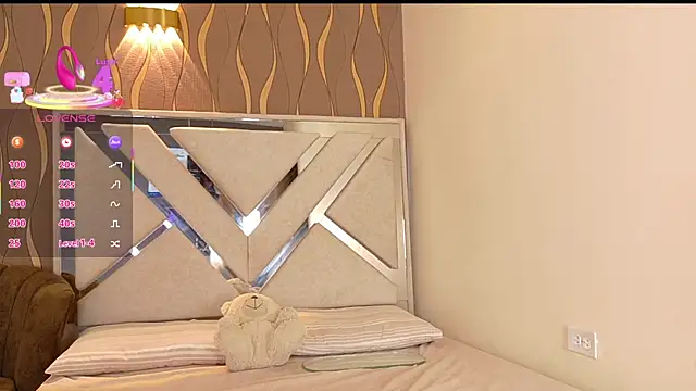 vanessa guzman2 online show from 14, 9, 2025