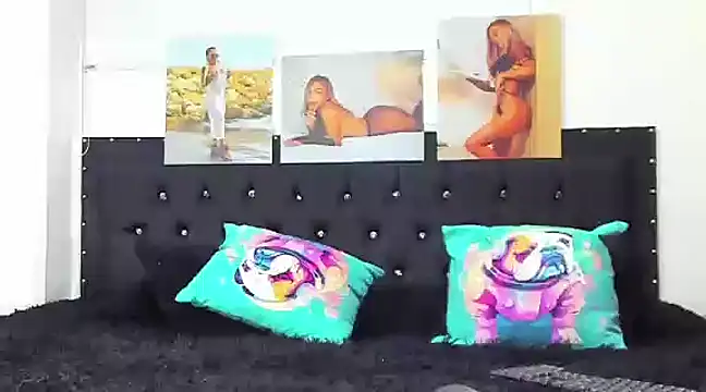 Snapshot of doll_celeste20 chatting on 14, 1, 2025 doll celeste20 online show from 14, 1, 2025