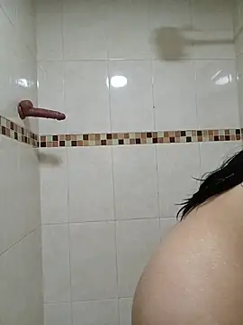 miakhalifaaa  online show from 27, 3, 2026