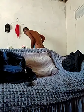 Snapshot of hotyoung24 chatting on 15, 10, 2025 hotyoung24 online show from 15, 10, 2025