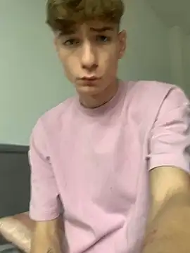 Snapshot of MiguelRausch chatting on 12, 12, 2024 MiguelRausch online show from 12, 12, 2024