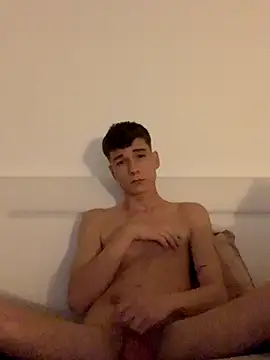 Snapshot of MiguelRausch chatting on 10, 9, 2025 MiguelRausch online show from 10, 9, 2025