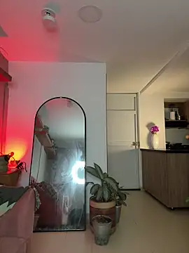 Snapshot of DakotaShelby chatting on 8, 11, 2025 DakotaShelby online show from 8, 11, 2025