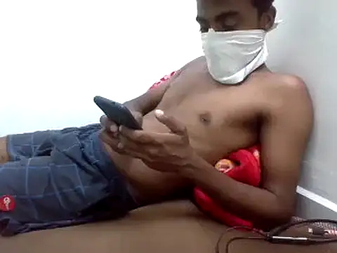 Snapshot of hot_dark_chocolate08 chatting on 7, 1, 2025 hot dark chocolate08 online show from 7, 1, 2025