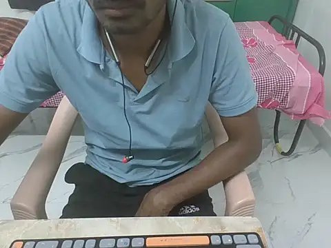 Snapshot of hot_dark_chocolate08 chatting on 16, 9, 2025 hot dark chocolate08 online show from 16, 9, 2025