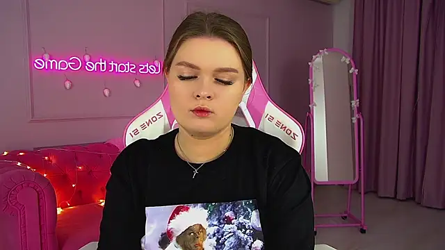 CrystalLyons online show from 21, 12, 2025