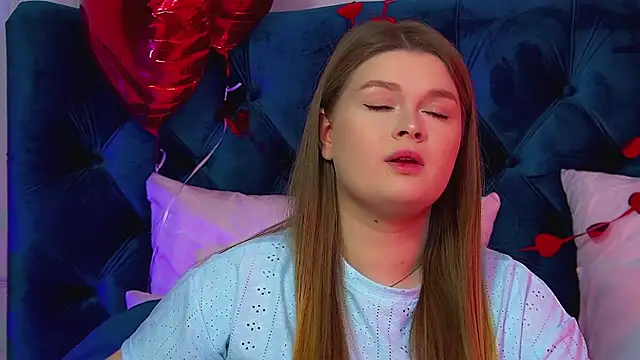 CrystalLyons online show from 12, 2, 2026