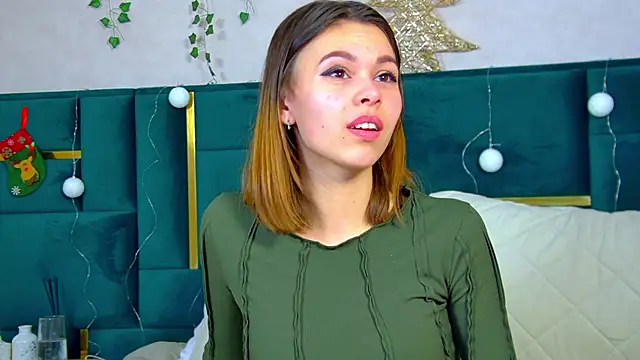 Snapshot of PollyLanders chatting on 27, 12, 2024 PollyLanders online show from 27, 12, 2024