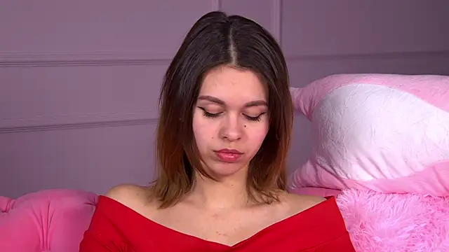 Snapshot of PollyLanders chatting on 21, 2, 2025 PollyLanders online show from 21, 2, 2025