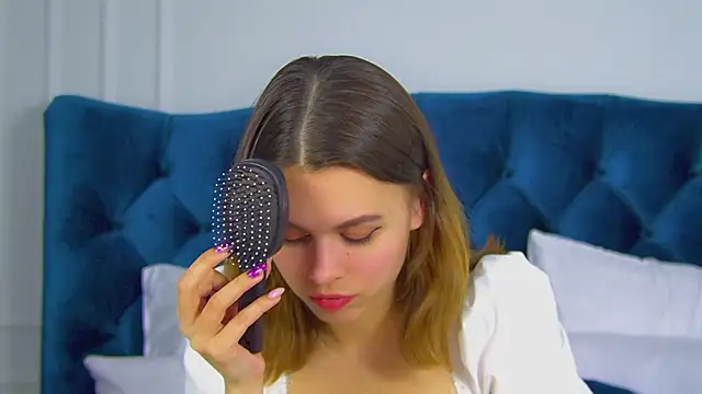 Snapshot of PollyLanders chatting on 23, 3, 2025 PollyLanders online show from 23, 3, 2025