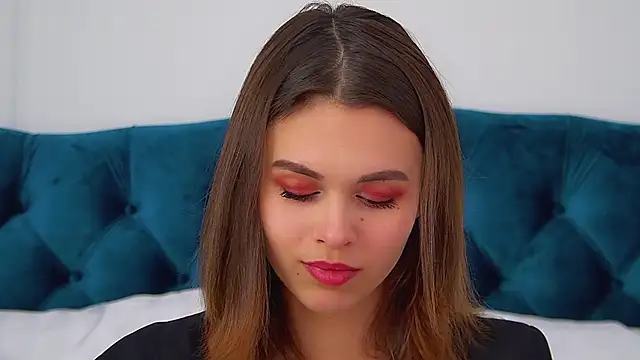 PollyLanders online show from 7, 11, 2025