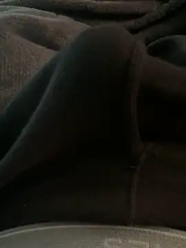 Snapshot of jrizz215 chatting on 16, 10, 2025 jrizz215 online show from 16, 10, 2025