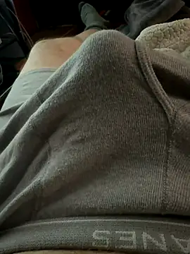 Snapshot of jrizz215 chatting on 23, 10, 2025 jrizz215 online show from 23, 10, 2025