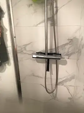 Lucascacaca online show from 1, 10, 2025