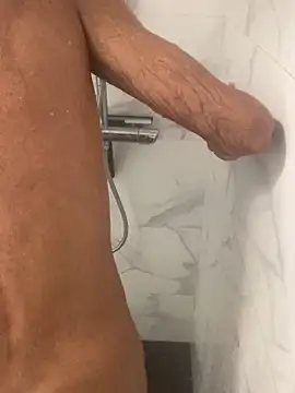 Lucascacaca online show from 3, 10, 2025