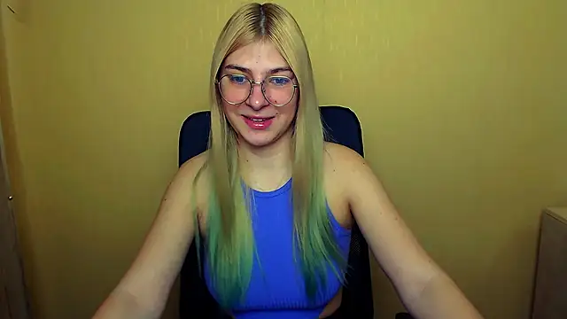 Luna Lush  online show from 6, 2, 2025