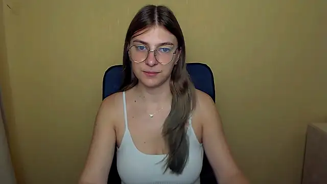 Luna Lush  online show from 12, 9, 2025