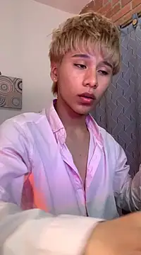 Tommyfoxboy online show from 18, 12, 2024