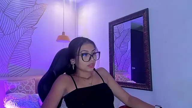 ZaraLim online show from 4, 2, 2025