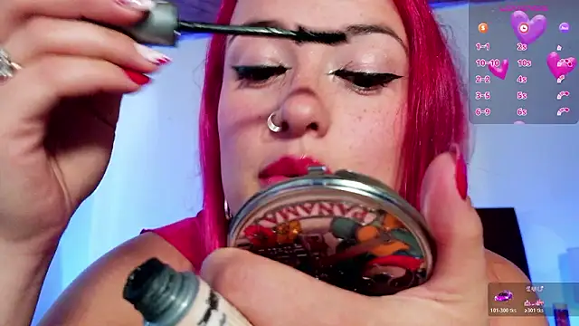 luccycollins  online show from 26, 3, 2026