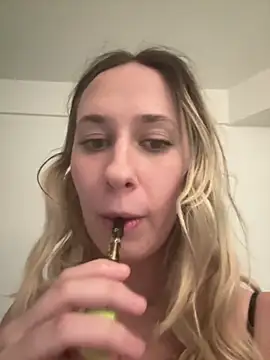 M1ssyk1ssy online show from 19, 12, 2024