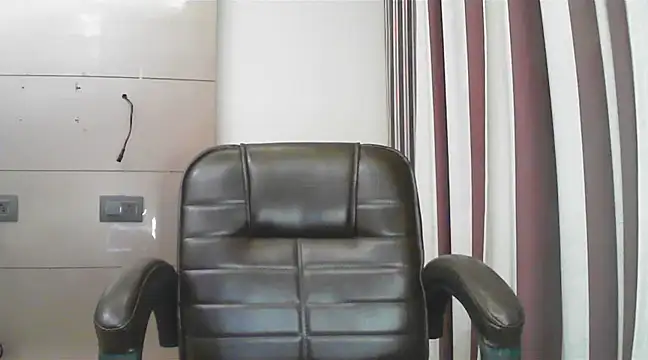 collage hoty online show from 2, 3, 2025