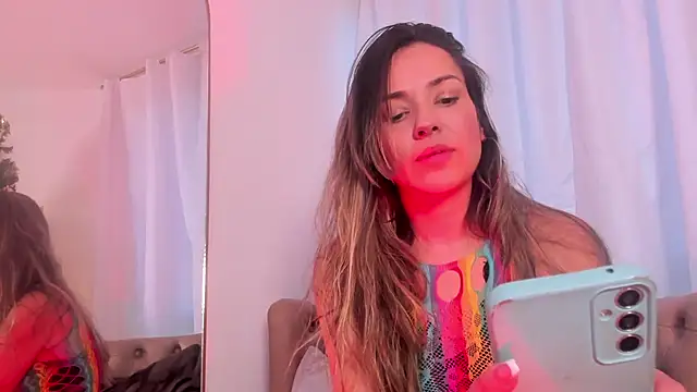 Snapshot of camilawm19 chatting on 11, 12, 2024 camilawm19 online show from 11, 12, 2024