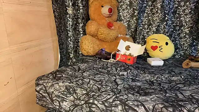 mystical zara online show from 5, 2, 2025