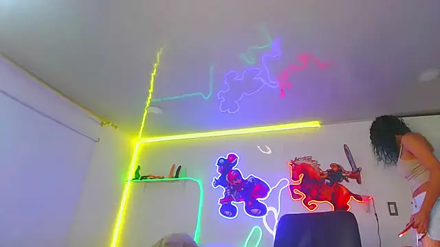 Snapshot of sweetie_tsgirl_ chatting on 16, 12, 2024 sweetie tsgirl online show from 16, 12, 2024