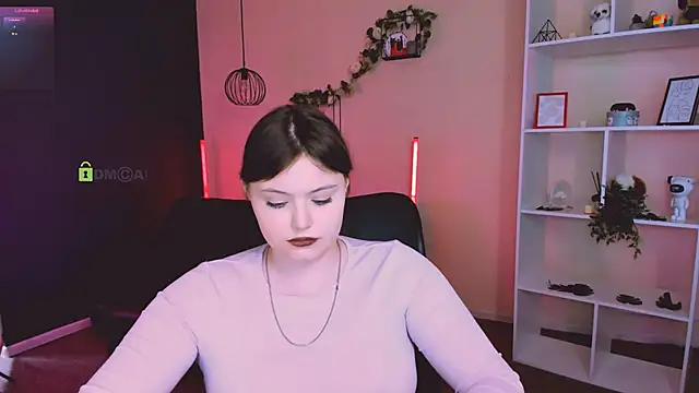 nikole kitt online show from 15, 3, 2026