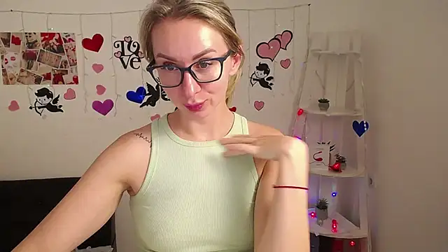 Snapshot of VasilisaSii chatting on 24, 1, 2025 VasilisaSii online show from 24, 1, 2025