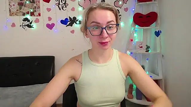 Snapshot of VasilisaSii chatting on 3, 2, 2025 VasilisaSii online show from 3, 2, 2025