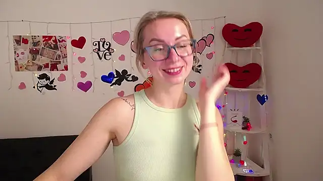 Snapshot of VasilisaSii chatting on 3, 2, 2025 VasilisaSii online show from 3, 2, 2025