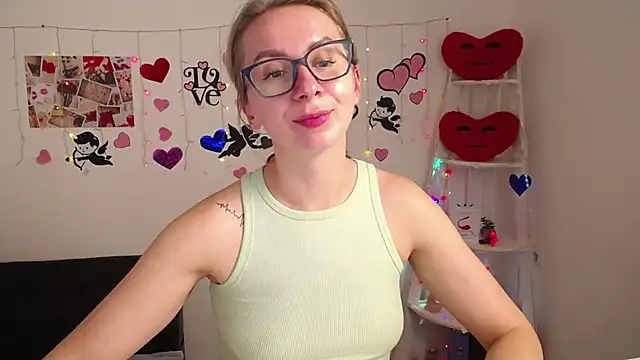 Snapshot of VasilisaSii chatting on 3, 2, 2025 VasilisaSii online show from 3, 2, 2025