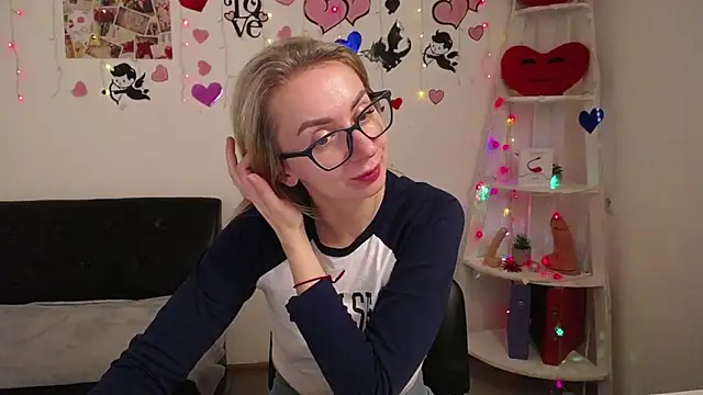 Snapshot of VasilisaSii chatting on 7, 2, 2025 VasilisaSii online show from 7, 2, 2025