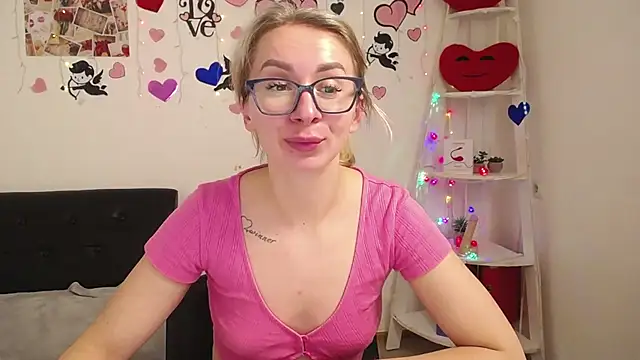 Snapshot of VasilisaSii chatting on 21, 2, 2025 VasilisaSii online show from 21, 2, 2025