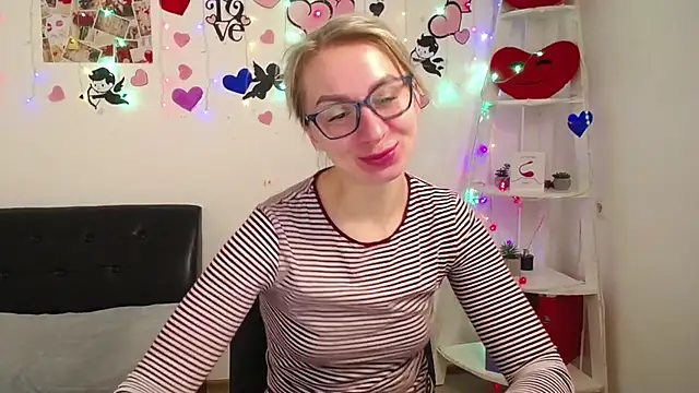 Snapshot of VasilisaSii chatting on 5, 3, 2025 VasilisaSii online show from 5, 3, 2025