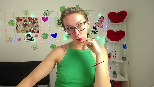 Snapshot of VasilisaSii chatting on 21, 3, 2025 VasilisaSii online show from 21, 3, 2025