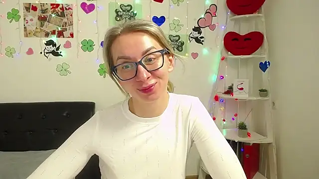 Snapshot of VasilisaSii chatting on 22, 3, 2025 VasilisaSii online show from 22, 3, 2025