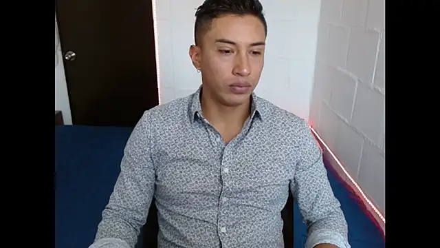 Snapshot of Davixx258 chatting on 5, 2, 2025 Davixx258 online show from 5, 2, 2025